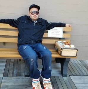 Meet your Posher, Javier